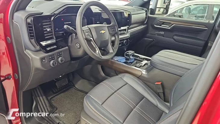 SILVERADO 5.3 V8 1500 High Country 4X4
