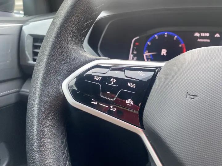 TAOS 1.4 250 TSI TOTAL FLEX HIGHLINE AUTOMÁTICO