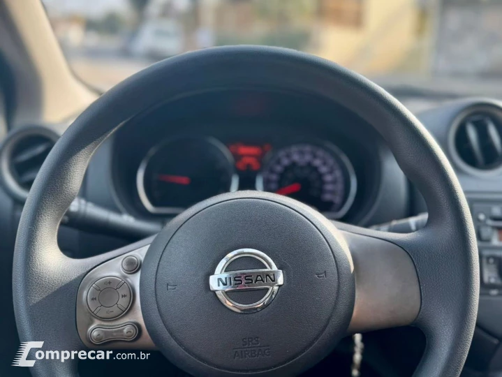 Versa 1.6 16V Flex Sl 4P Manual
