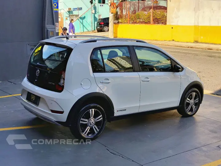 up! Xtreme 1.0 TSI Total Flex 12V 5p