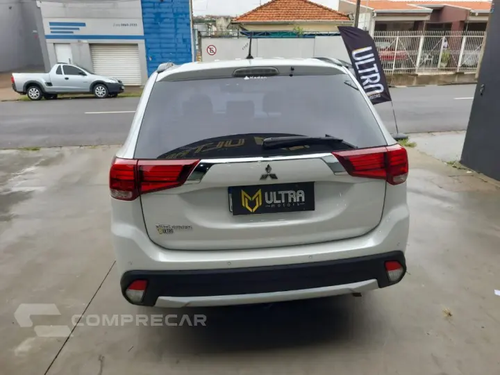 OUTLANDER 2.0 16V 160cv Aut.