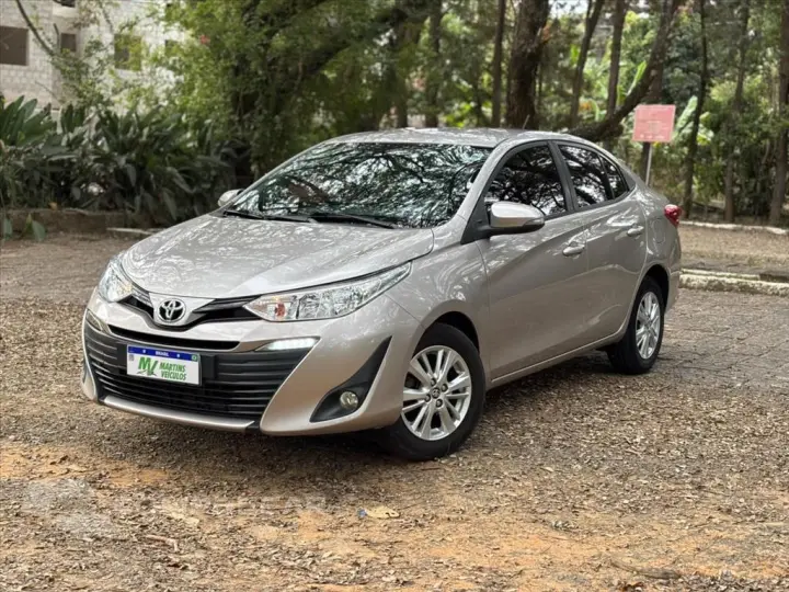 YARIS 1.5 16V FLEX SEDAN XL PLUS TECH MULTIDRIVE