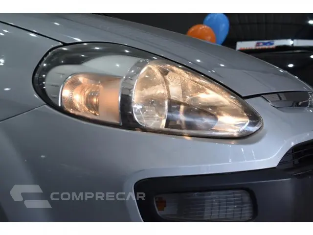 PUNTO - 1.4 ATTRACTIVE 8V 4P MANUAL