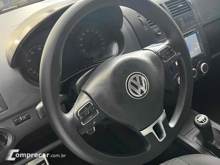POLO SEDAN 1.6 MI 8V FLEX 4P MANUAL