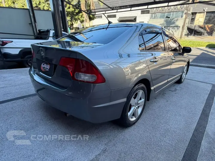 Civic Sedan LXS 1.8/1.8 Flex 16V Aut. 4p