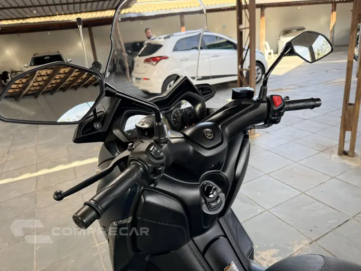 XMAX 250ABS