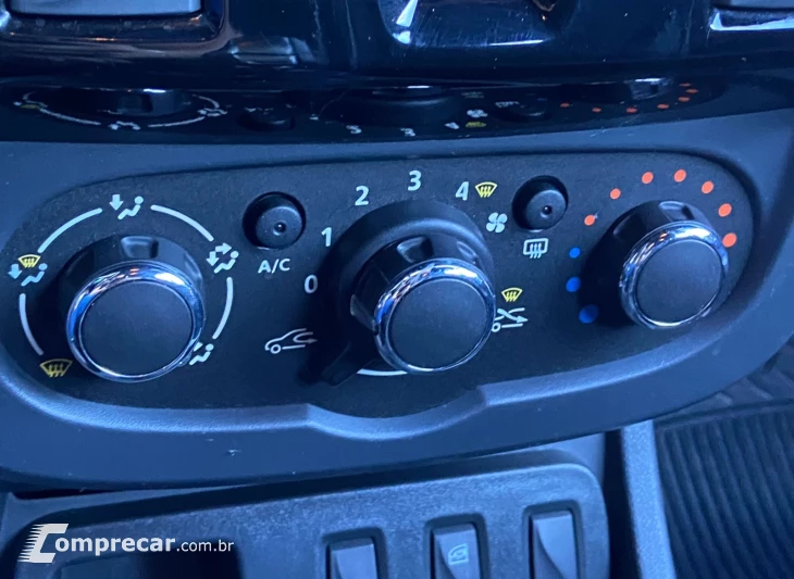 DUSTER 1.6 Expression 4X2 16V