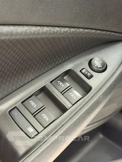 ONIX SEDAN Plus LTZ 1.0 12V TB Flex Aut.