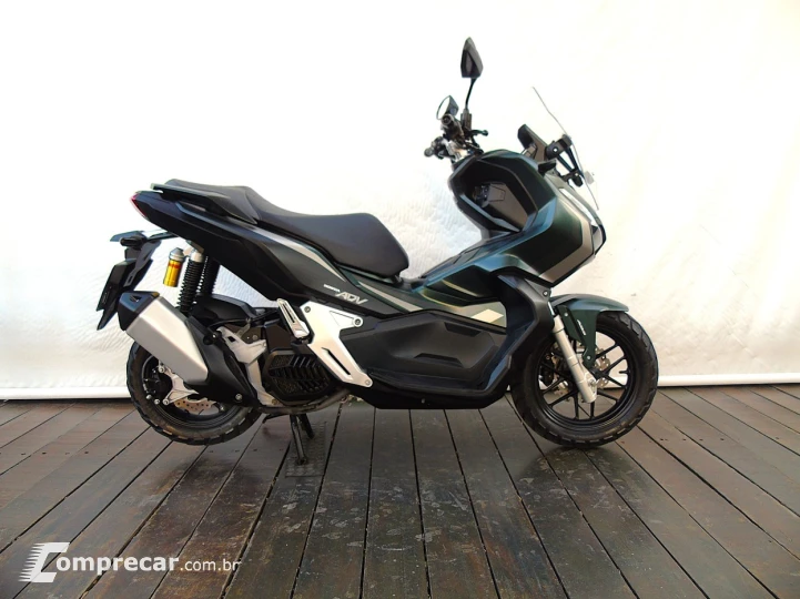 HONDA ADV 150
