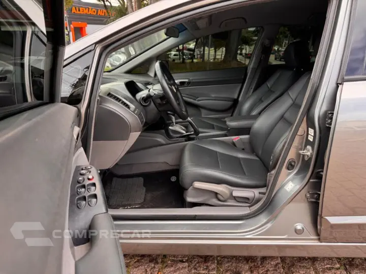 Civic Sedan LXS 1.8/1.8 Flex 16V Aut. 4p
