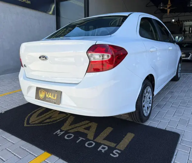 Ka+ Sedan 1.0 SE/SE PLUS TiVCT Flex 4p