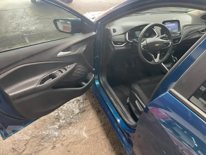 ONIX SEDAN PLUS LT 1.0 12V FLEX 4P MEC