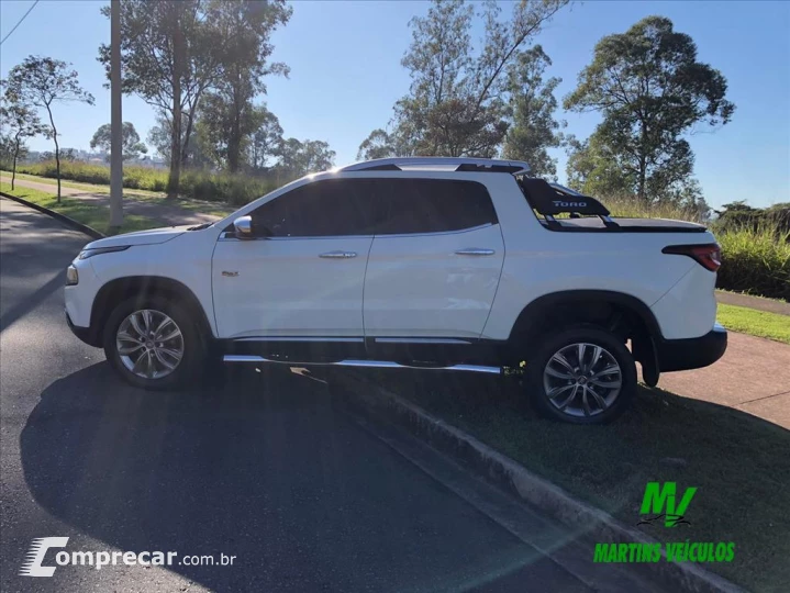TORO 2.0 16V Turbo Ranch 4WD AT9