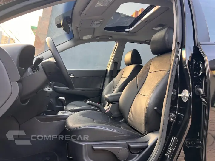 i30 2.0 16V 145cv 5p Aut.