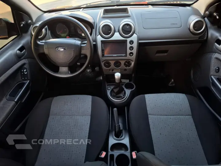 FIESTA 1.6 MPI Sedan 8V