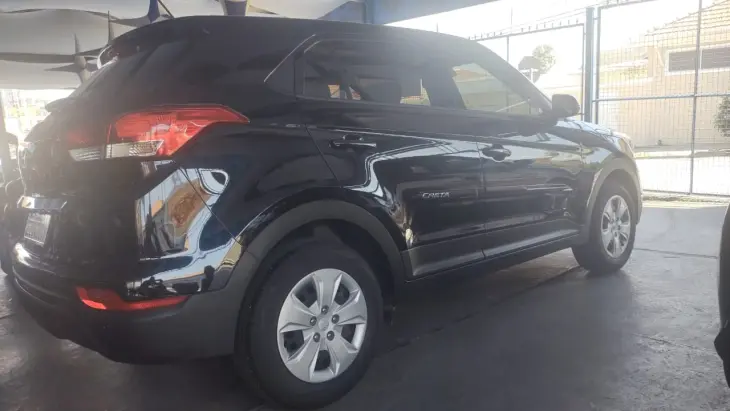 Creta 1.6   Attitude / automática