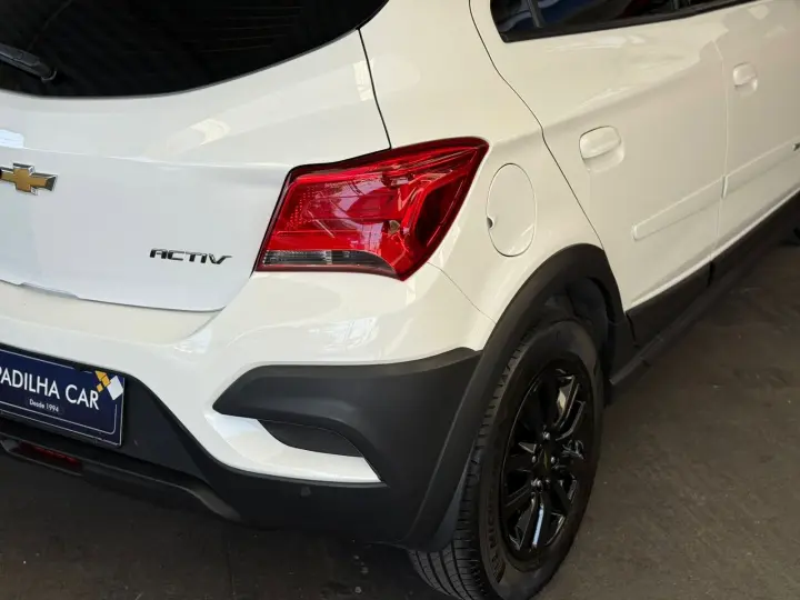 ONIX HATCH ACTIV 1.4 8V Flex 5P Aut.