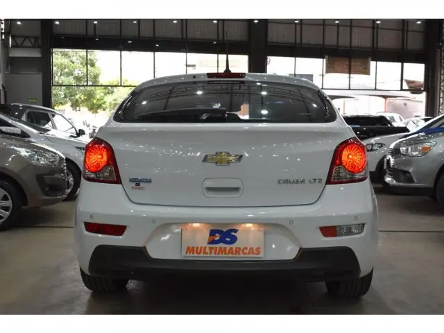 CRUZE HATCH - 1.8 LTZ SPORT6 16V 4P AUTOMÁTICO