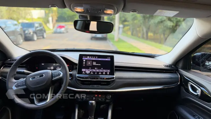 COMMANDER 1.3 T270 Turbo Limited