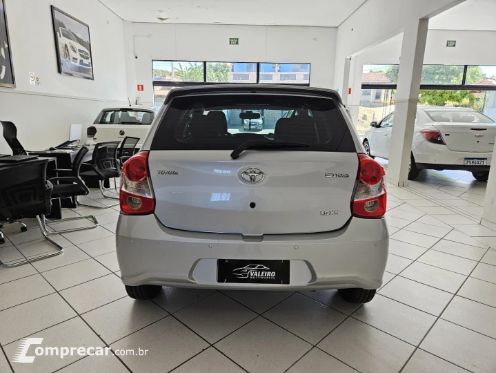 Etios Hatch 1.5 16V 4P FLEX XS