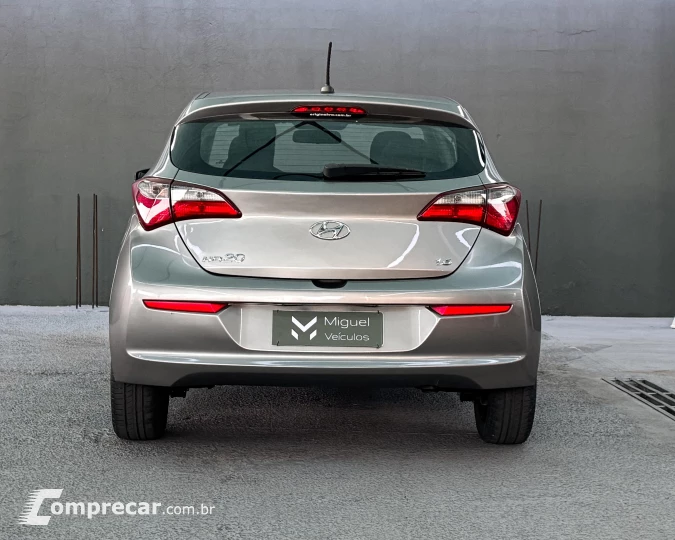 HB20 1.6 Comfort Plus 16V