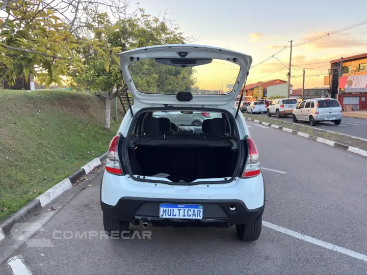 SANDERO 1.6 STEPWAY 16V FLEX 4P AUTOMÁTICO