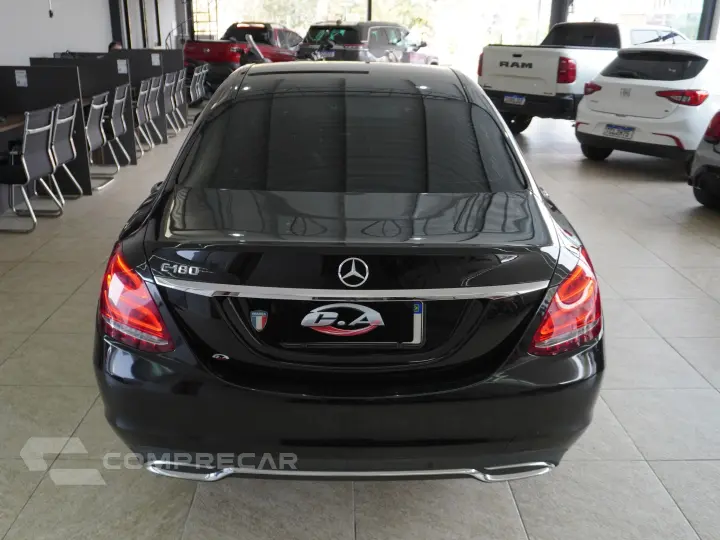 C 180 1.6 CGI AVANTGARDE 16V TURBO GASOLINA 4P AUTOMÁTICO