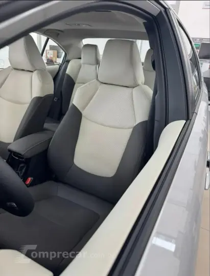 COROLLA 1.8 VVT-I Hybrid Altis Premium