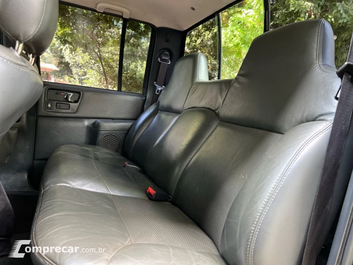 S10 2.4 MPFI EXECUTIVE 4X2 CD 8V FLEX 4P MANUAL