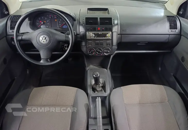POLO SEDAN 1.6 8V