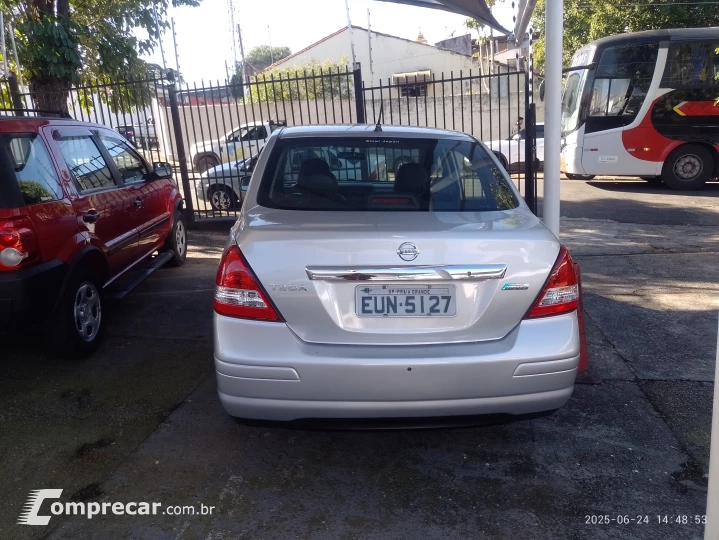 TIIDA 1.8 Sedan 16V