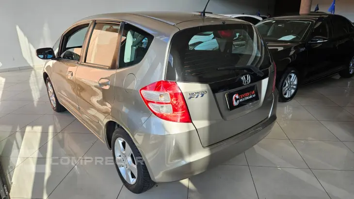 FIT 1.4 LX 16V