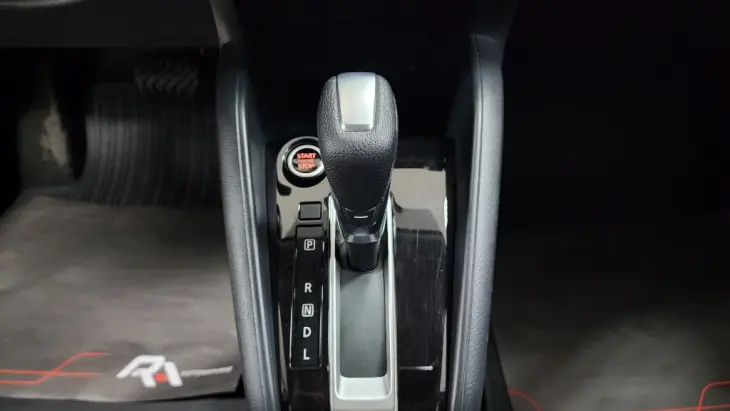 KICKS SV 1.6 16V FlexStar 5p Aut.