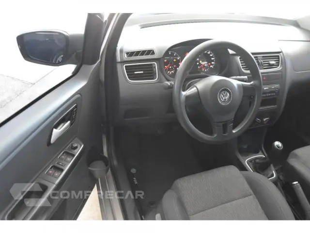 FOX - 1.0 MI 8V 4P MANUAL