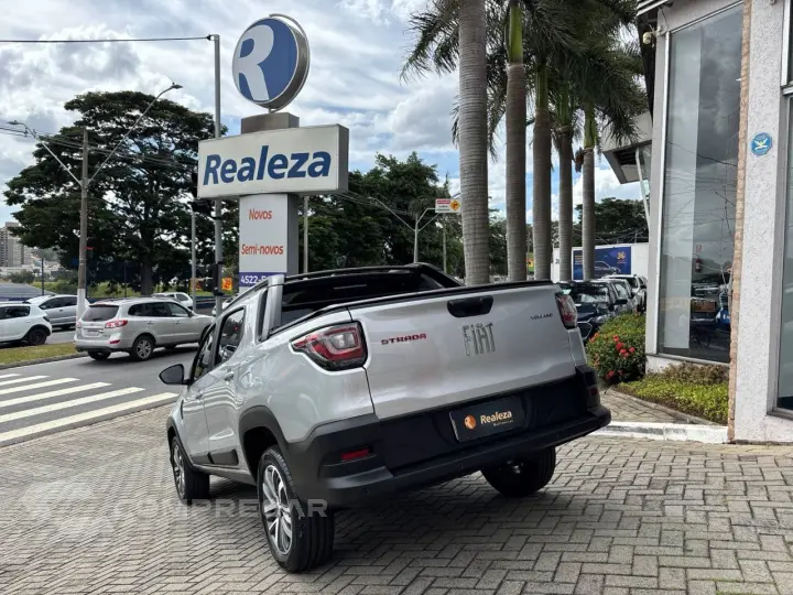 Strada Volcano 1.3 Flex 8V CD