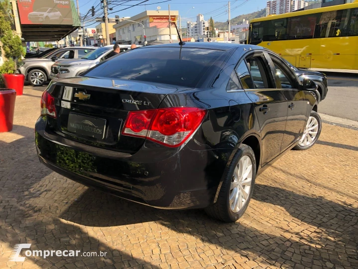 Cruze 1.8 Lt 16V Flex 4P Automático