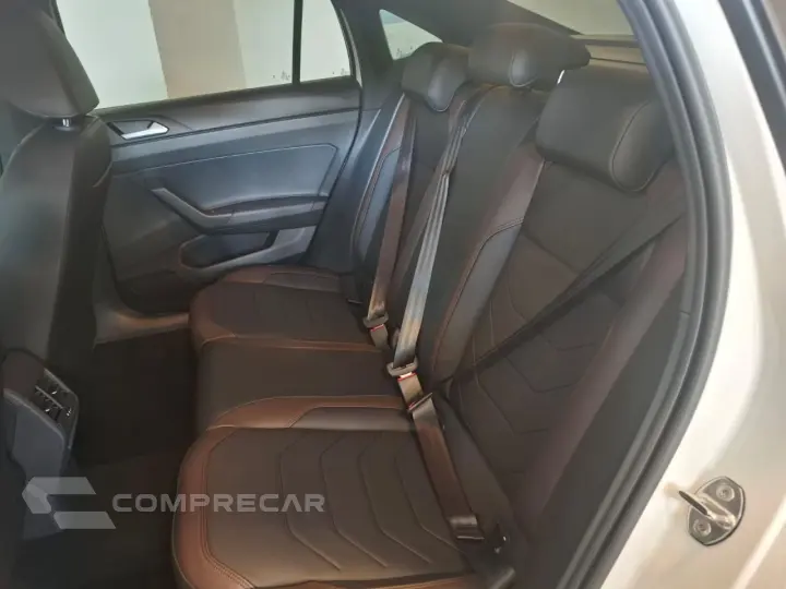 Virtus 1.0 4P 200 TSI FLEX HIGHLINE AUTOMÁTICO