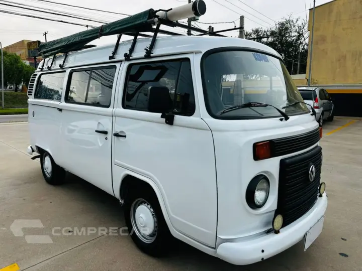 Kombi 1.4 FLEX STD 9 LUGARES