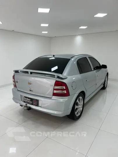 ASTRA 2.0 MPFI Advantage 8V