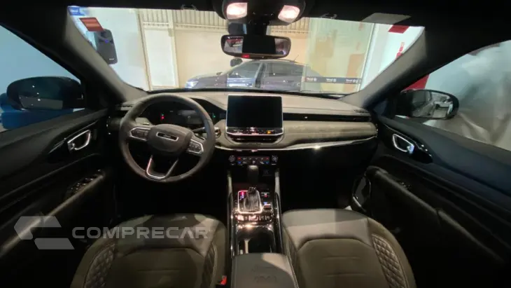 Commander 2.0 16V 4P HURRICANE 4 TURBO BLACKHAWK AUTOMÁTICO