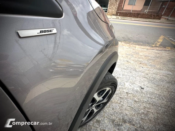 CAPTUR Intense Bose 1.6 16V Flex 5p Aut.