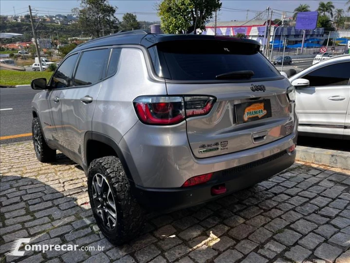 COMPASS 2.0 16V Trailhawk 4X4