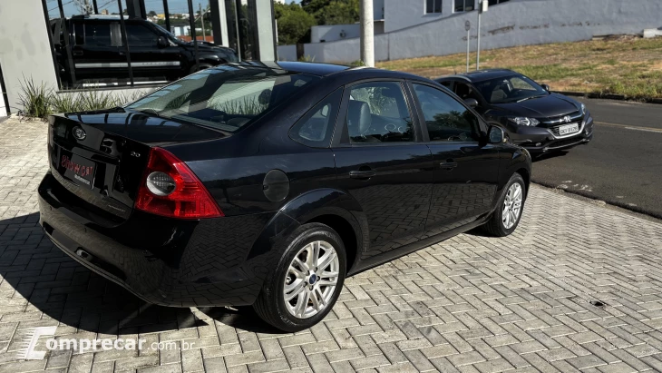 FOCUS 2.0 S Sedan 16V