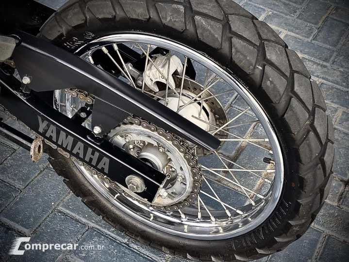 XTZ 250 LANDER