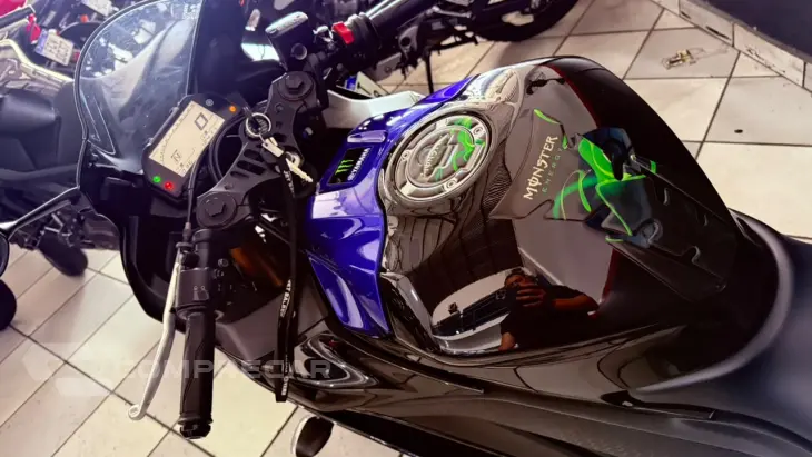 R3 MONSTER