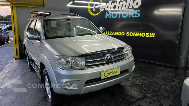 Hilux SW4 2.7 16V 4P SR AUTOMÁTICO