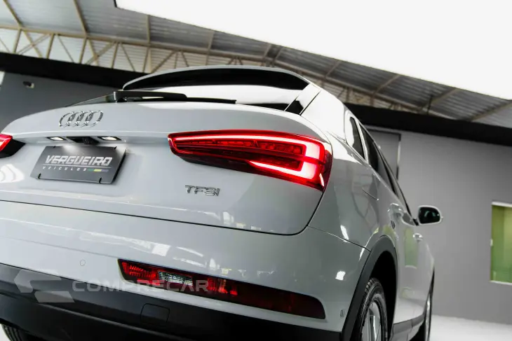 Q3 1.4 TFSI Prestige Plus S Tronic