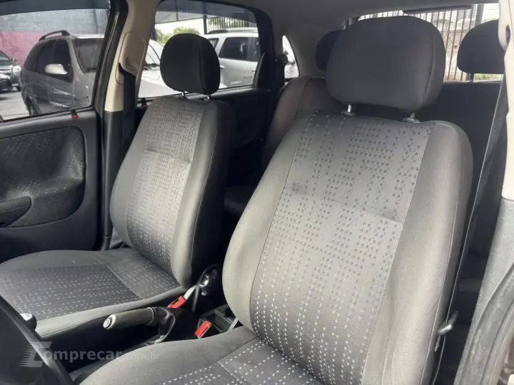 Corsa Hatch 1.4 4P MAXX FLEX