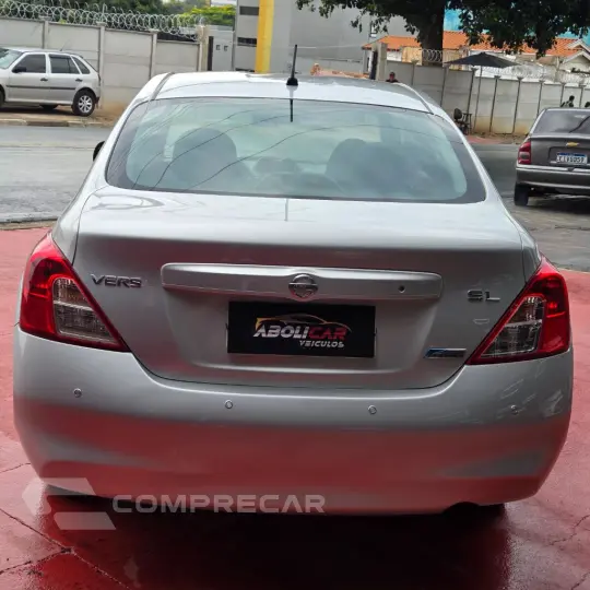VERSA SL 1.6 16V Flex Fuel 4p Mec.