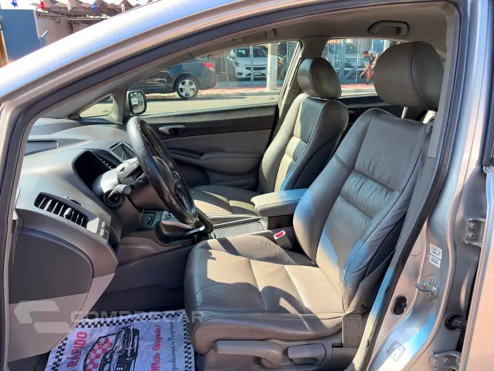 Civic 1.8 Lxs 16V Flex 4P Automático
